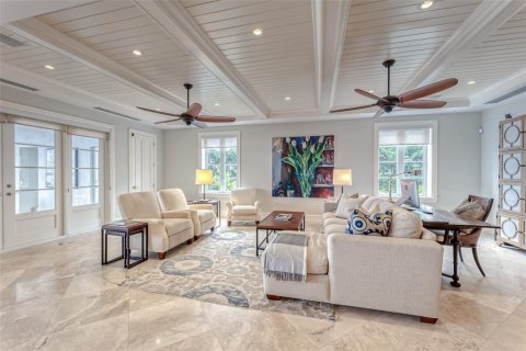House in Fort Lauderdale, Florida 8 bedrooms, 734.3 sq.m. № 2083081 - photo 30