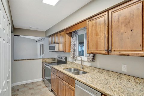 House in Ocoee, Florida 3 bedrooms, 118.73 sq.m. № 1899772 - photo 11