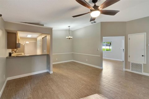House in Ocoee, Florida 3 bedrooms, 118.73 sq.m. № 1899772 - photo 7