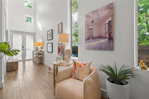 Touwnhouse à vendre à Miami, Floride: 3 chambres, 254.83 m2 № 1954141 - photo 6