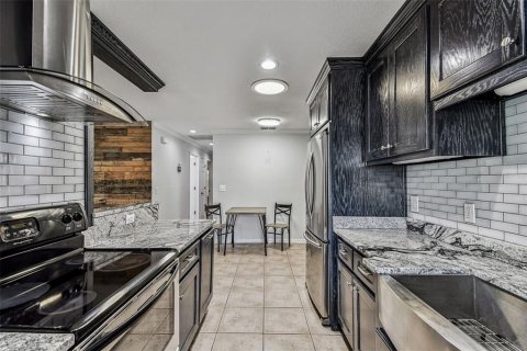Casa en alquiler en Tampa, Florida, 3 dormitorios, 105.17 m2 № 1912808 - foto 13