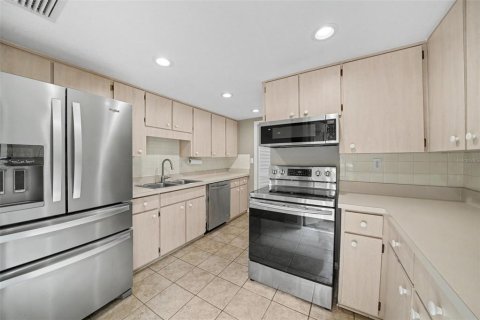 Copropriété à louer à Mount Dora, Floride: 2 chambres, 129.69 m2 № 2405436 - photo 6