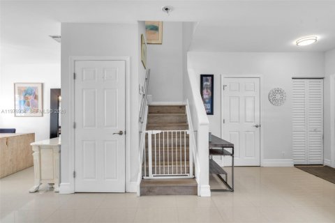 Купить таунхаус в Тамарак, Флорида 3 спальни, 138.98м2, № 2041023 - фото 16