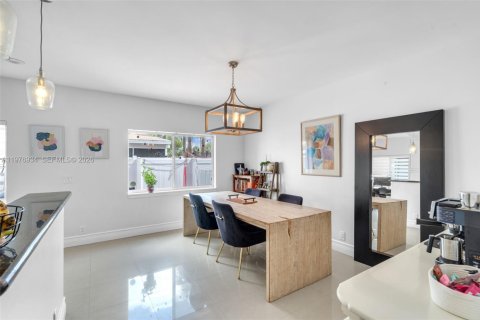 Купить таунхаус в Тамарак, Флорида 3 спальни, 138.98м2, № 2041023 - фото 8