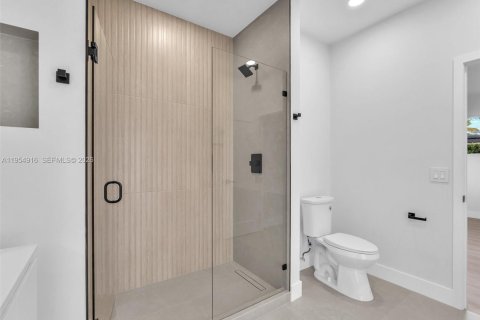 Купить виллу или дом в Форт-Лодердейл, Флорида 4 спальни, 156.17м2, № 2010624 - фото 6