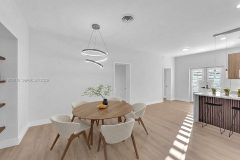 Купить виллу или дом в Форт-Лодердейл, Флорида 4 спальни, 156.17м2, № 2010624 - фото 8