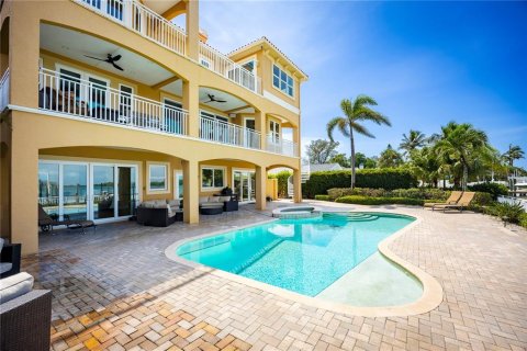 Villa ou maison à vendre à Indian Rocks Beach, Floride: 5 chambres, 424.66 m2 № 2224672 - photo 22