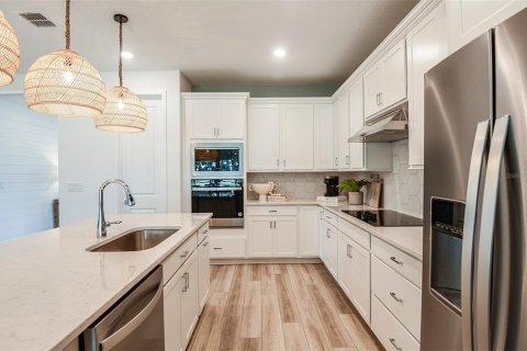 Casa en venta en Ocala, Florida, 4 dormitorios, 232.53 m2 № 2266503 - foto 5