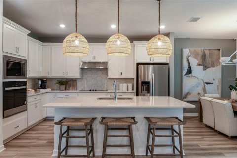 Casa en venta en Ocala, Florida, 4 dormitorios, 232.53 m2 № 2266503 - foto 4