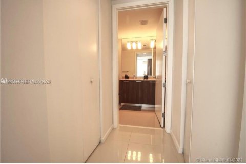 Villa ou maison à vendre à Doral, Floride: 2 chambres, 99.68 m2 № 2048758 - photo 18