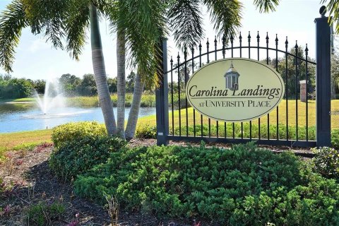 Townhouse in Bradenton, Florida 3 bedrooms, 119.1 sq.m. № 2218144 - photo 2
