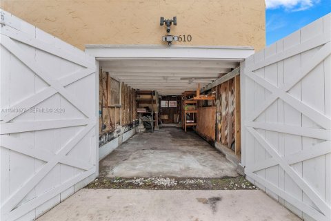 Commercial property in West Palm Beach, Florida 148.64 sq.m. № 2002960 - photo 30