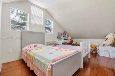 Commercial property in West Palm Beach, Florida 148.64 sq.m. № 2002960 - photo 28