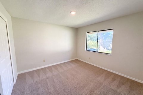 Casa en venta en Lake Mary, Florida, 4 dormitorios, 189.52 m2 № 2230048 - foto 7