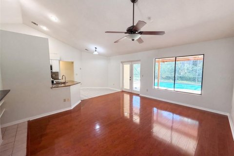 Casa en venta en Lake Mary, Florida, 4 dormitorios, 189.52 m2 № 2230048 - foto 14