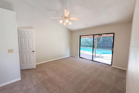 Casa en venta en Lake Mary, Florida, 4 dormitorios, 189.52 m2 № 2230048 - foto 4
