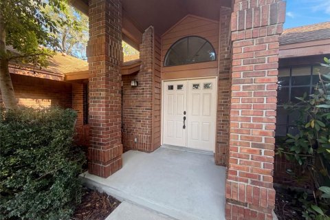 House in Lake Mary, Florida 4 bedrooms, 189.52 sq.m. № 2230048