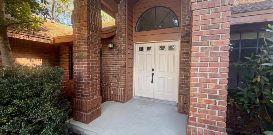 Casa en Lake Mary, Florida 4 dormitorios, 189.52 m2 № 2230048