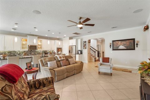 House in Minneola, Florida 4 bedrooms, 305.93 sq.m. № 1917186 - photo 11