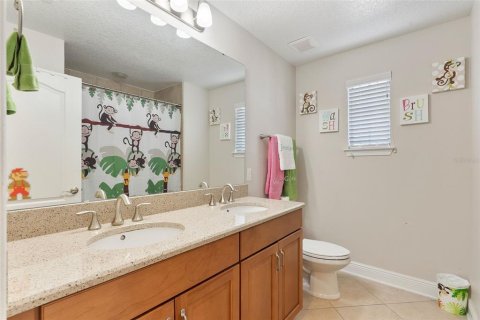 House in Minneola, Florida 4 bedrooms, 305.93 sq.m. № 1917186 - photo 21