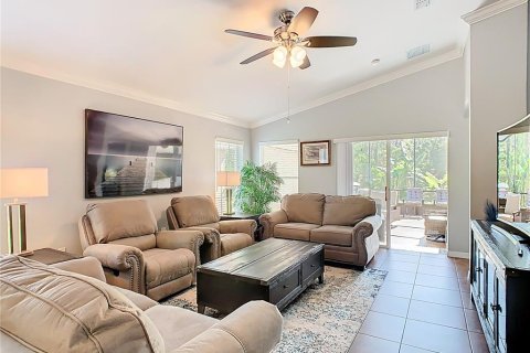 House in Poinciana, Florida 2 bedrooms, 140 sq.m. № 1733981 - photo 14