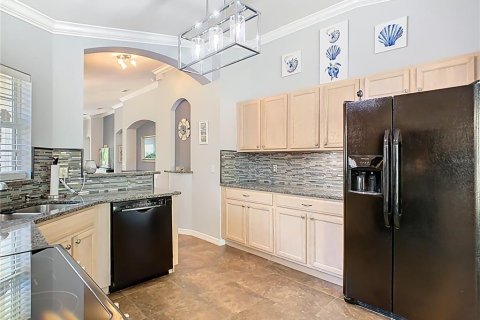 House in Poinciana, Florida 2 bedrooms, 140 sq.m. № 1733981 - photo 7