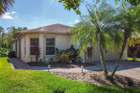 House in Poinciana, Florida 2 bedrooms, 140 sq.m. № 1733981 - photo 1