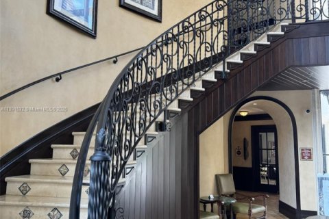 Condominio en alquiler en Sunrise, Florida, 2 dormitorios, 109.07 m2 № 1944750 - foto 5