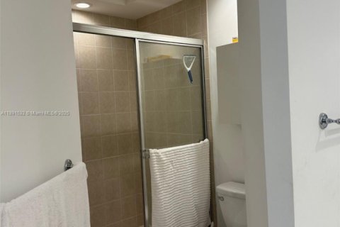 Condominio en alquiler en Sunrise, Florida, 2 dormitorios, 109.07 m2 № 1944750 - foto 14