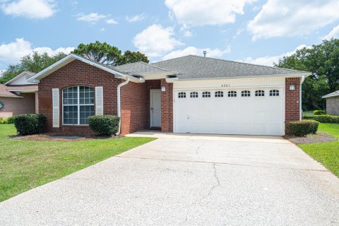 House in Niceville, Florida 3 bedrooms, 190.64 sq.m. № 590221 - photo 1