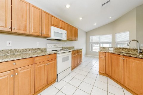 Villa ou maison à louer à Palmetto, Floride: 3 chambres, 157.93 m2 № 1885930 - photo 6