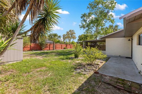 House in Ocala, Florida 4 bedrooms, 183.67 sq.m. № 2097741 - photo 8