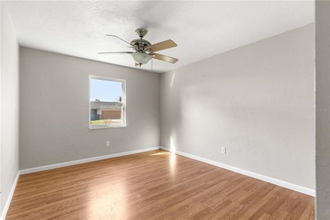 House in Ocala, Florida 4 bedrooms, 183.67 sq.m. № 2097741 - photo 27