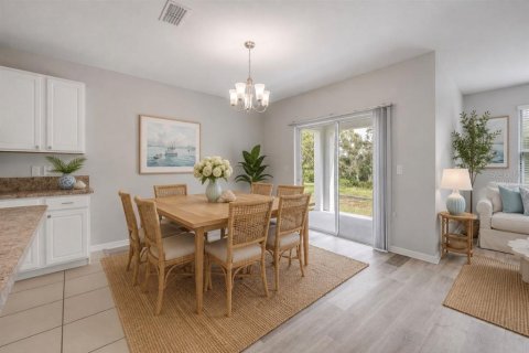 House in Edgewater, Florida 4 bedrooms, 168.34 sq.m. № 2198476 - photo 16