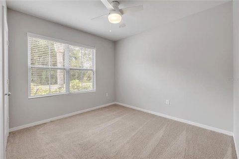 House in Edgewater, Florida 4 bedrooms, 168.34 sq.m. № 2198476 - photo 8
