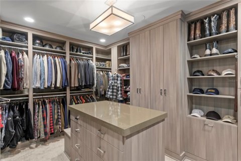Купить кондоминиум в Сент-Питерсберг, Флорида 12 комнат, 692.77м2, № 1579136 - фото 28