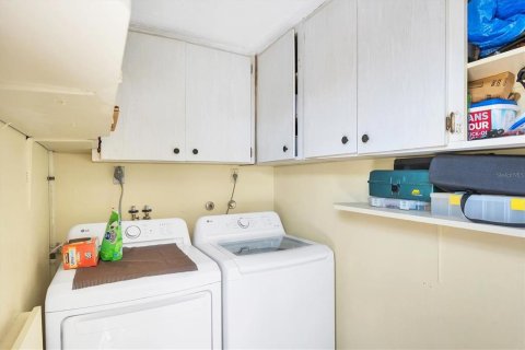 Casa en alquiler en Sarasota, Florida, 2 dormitorios, 107.3 m2 № 1745386 - foto 19