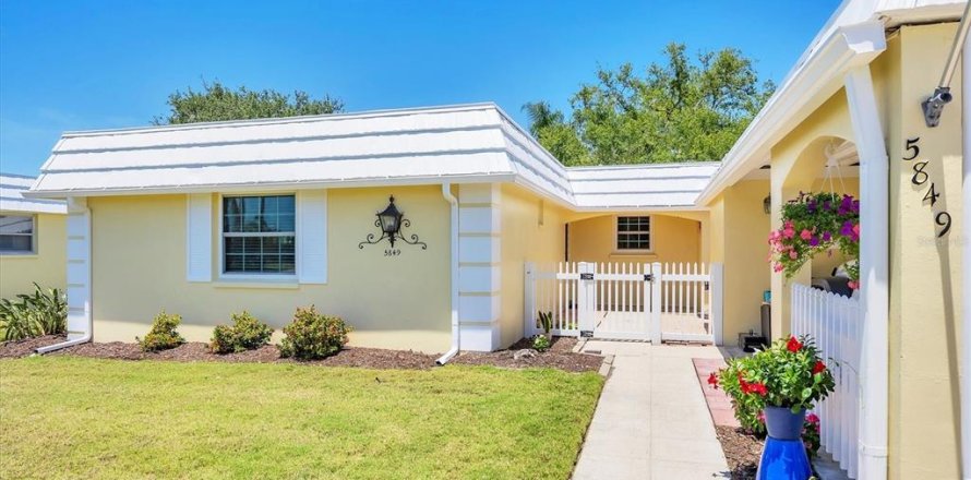 Casa en Sarasota, Florida 2 dormitorios, 107.3 m2 № 1745386