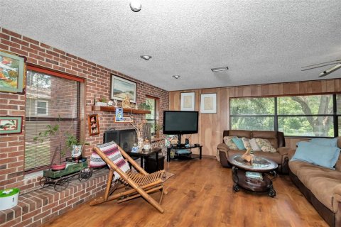 House in Ocala, Florida 3 bedrooms, 165.18 sq.m. № 1807221 - photo 15