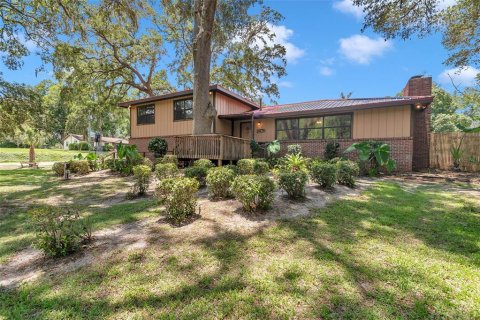 House in Ocala, Florida 3 bedrooms, 165.18 sq.m. № 1807221 - photo 5