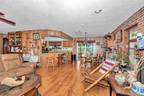 House in Ocala, Florida 3 bedrooms, 165.18 sq.m. № 1807221 - photo 16