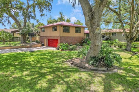 House in Ocala, Florida 3 bedrooms, 165.18 sq.m. № 1807221 - photo 3