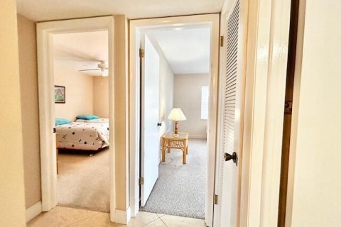 Condo in Delray Beach, Florida, 2 bedrooms  № 2190729 - photo 20