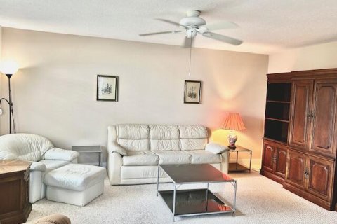 Condo in Delray Beach, Florida, 2 bedrooms  № 2190729 - photo 2