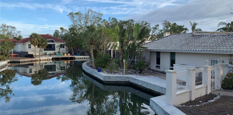 Land in Sarasota, Florida № 1525512