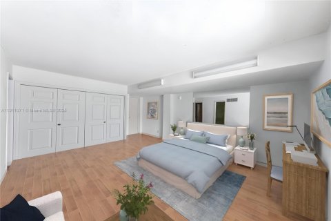 Condo in Miami Beach, Florida  № 1968067 - photo 18