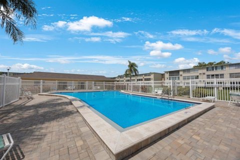 Condo in Saint Petersburg, Florida, 1 bedroom  № 1782294 - photo 29