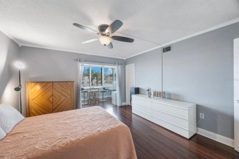 Condo in Saint Petersburg, Florida, 1 bedroom  № 1782294 - photo 22