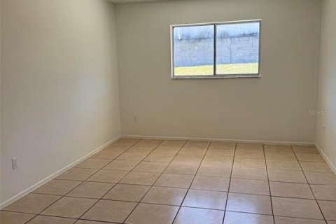 House in Orlando, Florida 3 bedrooms, 148.74 sq.m. № 2390987 - photo 6