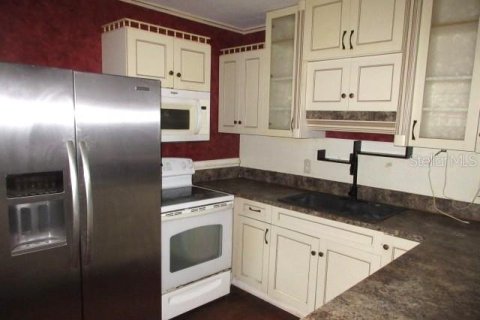 Casa en venta en Fort MC Coy, Florida, 2 dormitorios, 101.54 m2 № 1803594 - foto 3
